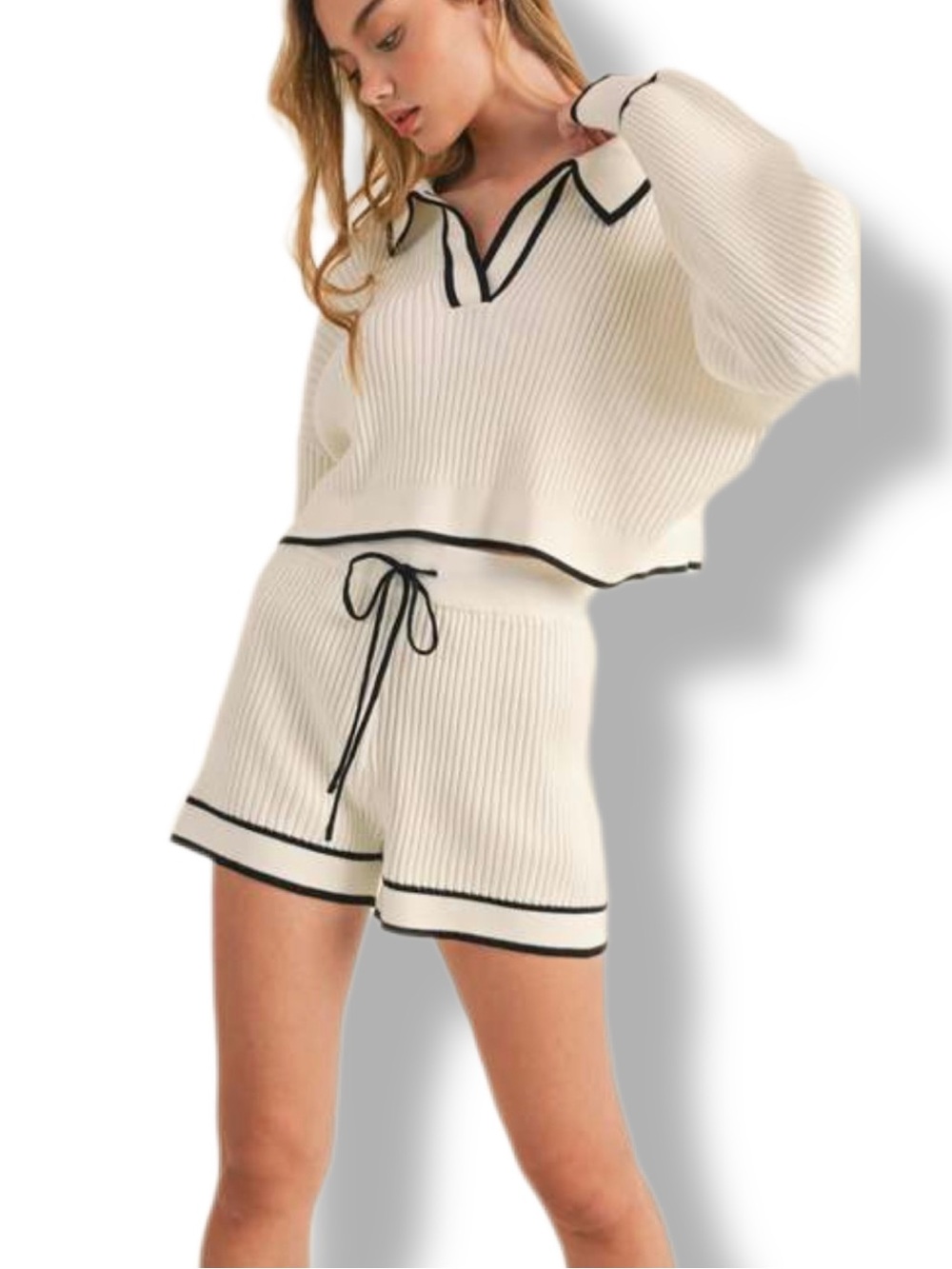 Mable Cornelia Off-White Ribbed Knit Shorts - Large - Like New